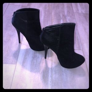 Shi by JOURNEYS booties